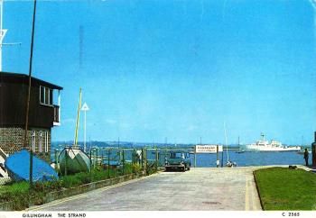 Gillingham Strand postcard