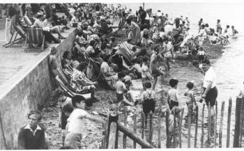 Gillingham Strand postcard